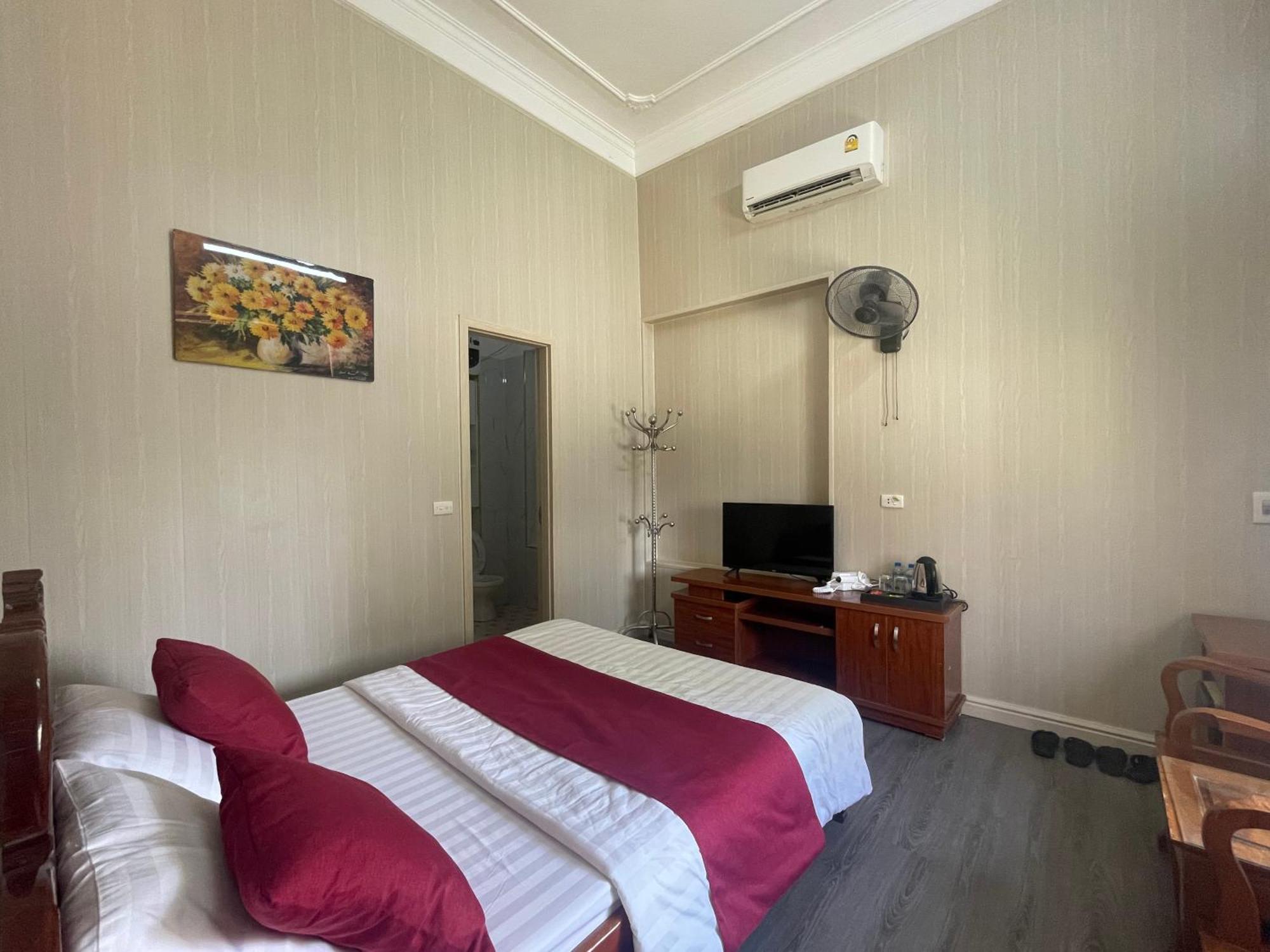 Bach Dai Dung Hotel Ха Тинх Екстериор снимка