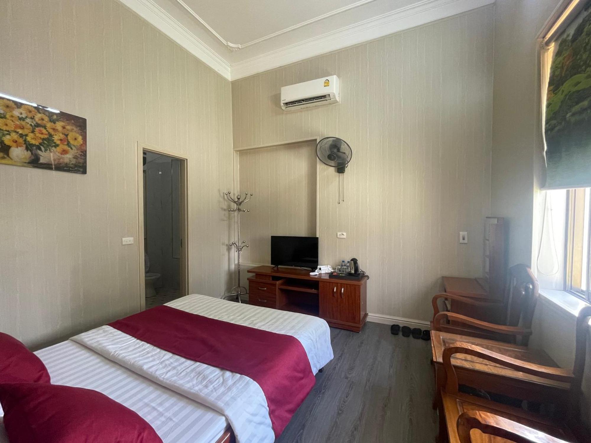 Bach Dai Dung Hotel Ха Тинх Екстериор снимка